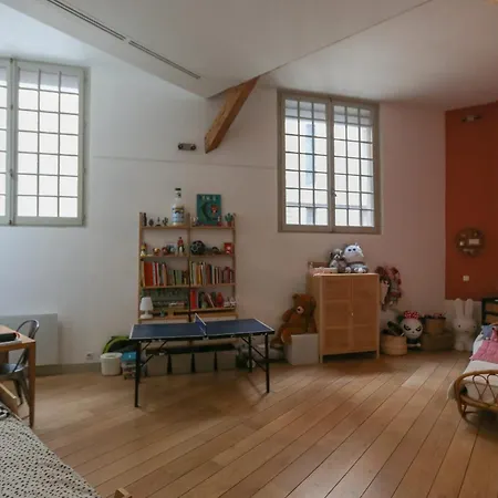 Spacious And Bright Nest Near Montmartre * パリ